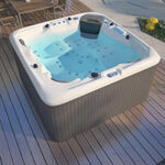 Bồn tắm Jacuzzi